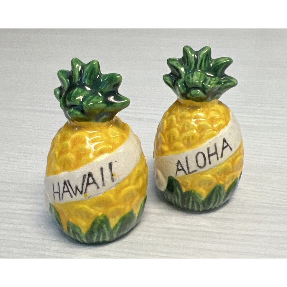 Souvenir Hawaii Aloha‎ Pineapple Salt And Pepper Shakers Japan Yellow And Green